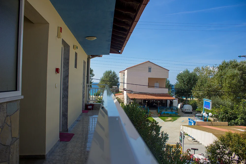 Vila Anna Toroni Start Travel-1 terasa