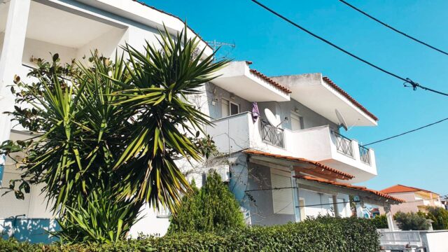 Vila Dimitris Flowers