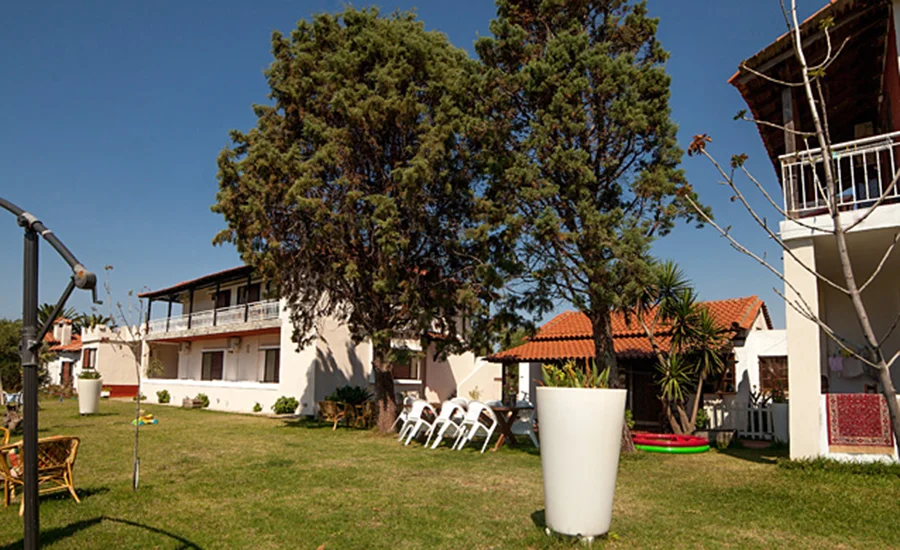 Vila Duvas Toroni Start Travel-33 dvoriste