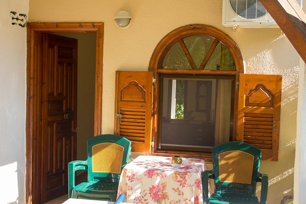 Vila Flower Toroni Start Travel-10 terasa