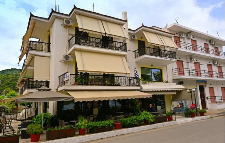 Vila Frosso Neos Pirgos- Start Travel