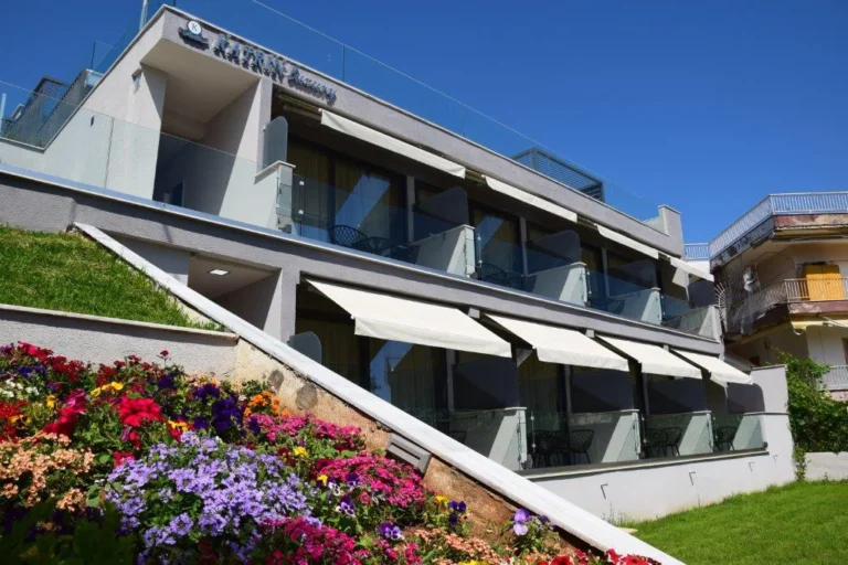 Vila Katrin Luxury Studios - Nea Moudania