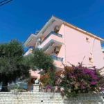 Vila Luiza Vrachos – Start Travel 16