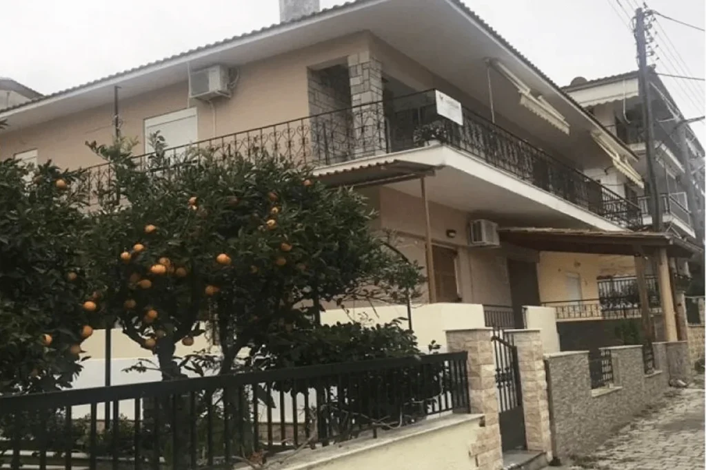 Vila Nikos - Hanioti - Start Travel