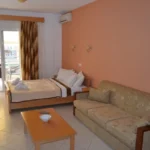 Vila Nikos Potos – Start Travel 24