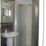 Vila Thalia Nea Vrasna - kupatilo