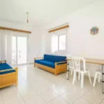 Vila Triandafilios Hanioti – Start Travel 20