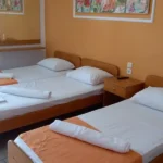 Vila Vasila Nei Pori – Start Travel 8