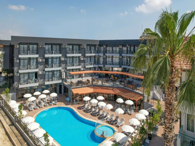 Hotel Clover Magic Park Side – Start Travel 7