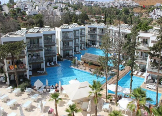 Hotel Ladonia Mio Bianko 4*