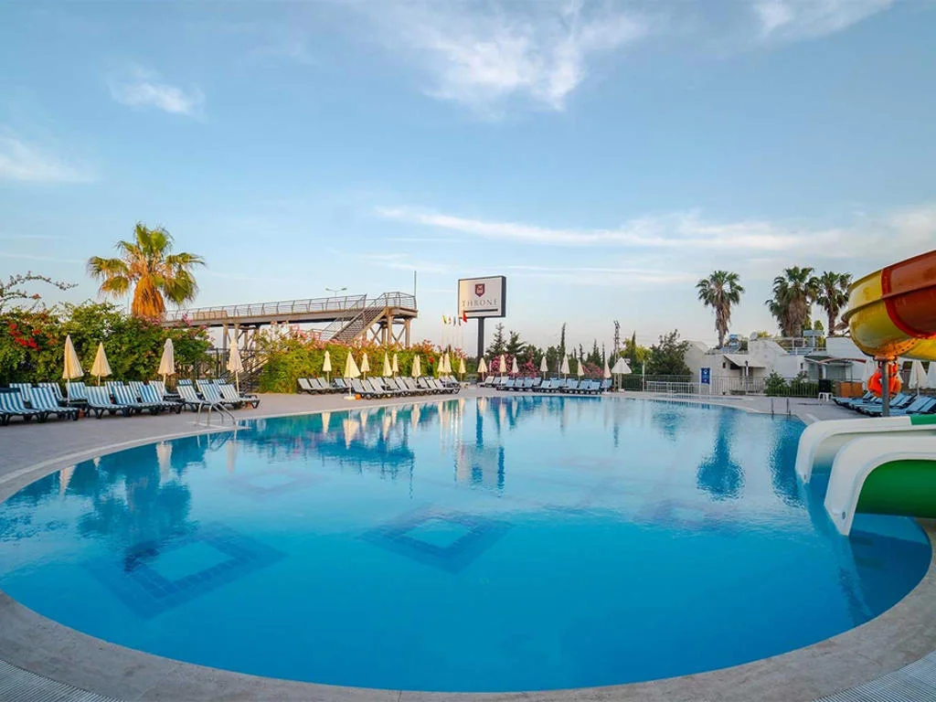 Hotel Throne Beach Resort 5* – fotografija 7