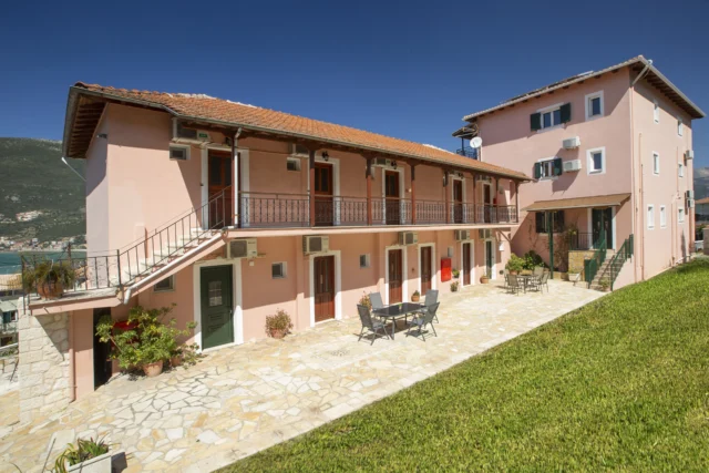 Vila Liotrivi