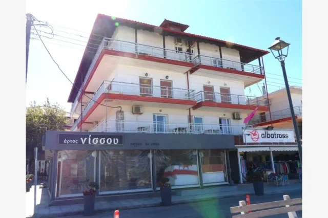 Vila Zoi - Nei Pori