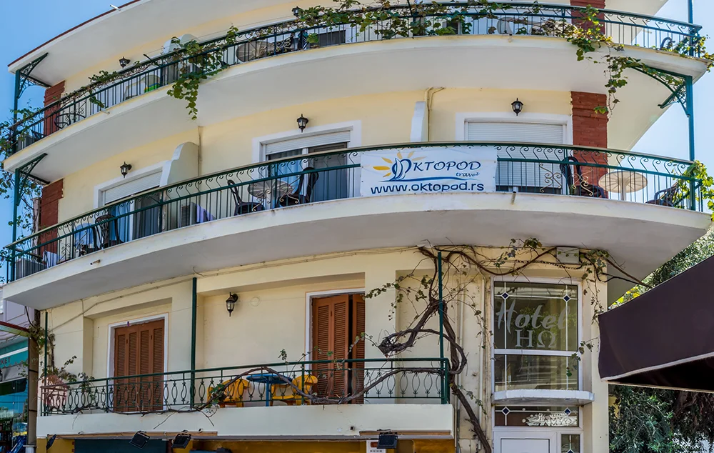 Vila-io-tasos-potos-start-travel-1