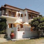 Vila-Philipos-Pilion