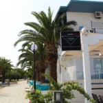 vila-liotrivi-beach-gerakini-12